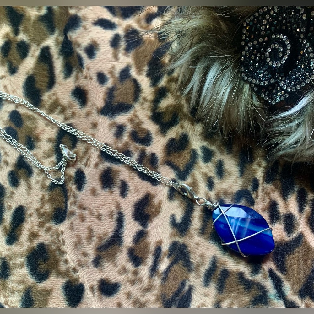 💎Cadena con dije de piedra natural  lápiz lazuli 💎#AVY